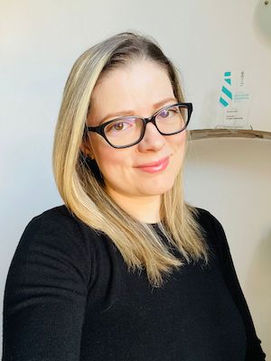 Este o poza cu un client care a colaborat cu Ana Anghel in secțiunea de testimoniale